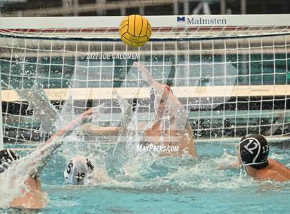 Thumbnail 2 in Clark vs Boerne-Champion (UIL 6A Region 4 Final) photogallery.
