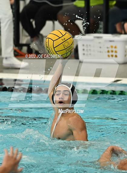 Thumbnail 2 in Clark vs Boerne-Champion (UIL 6A Region 4 Final) photogallery.