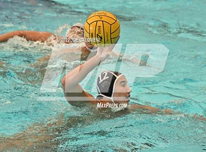 Thumbnail 3 in Clark vs Boerne-Champion (UIL 6A Region 4 Final) photogallery.