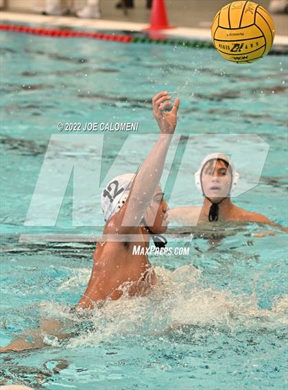 Thumbnail 2 in Clark vs Boerne-Champion (UIL 6A Region 4 Final) photogallery.