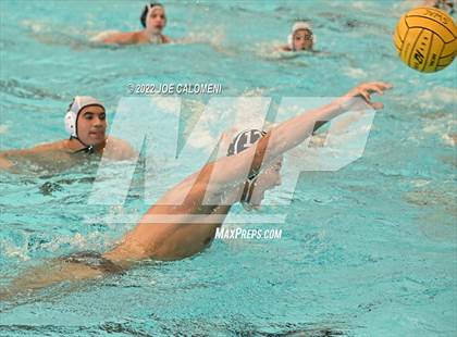 Thumbnail 2 in Clark vs Boerne-Champion (UIL 6A Region 4 Final) photogallery.