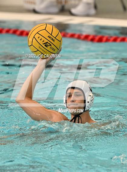 Thumbnail 2 in Clark vs Boerne-Champion (UIL 6A Region 4 Final) photogallery.