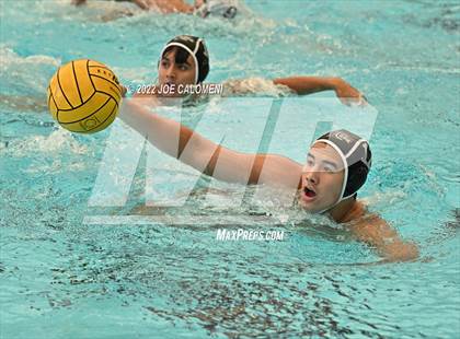 Thumbnail 2 in Clark vs Boerne-Champion (UIL 6A Region 4 Final) photogallery.