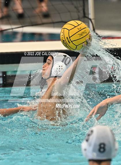 Thumbnail 1 in Clark vs Boerne-Champion (UIL 6A Region 4 Final) photogallery.