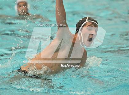 Thumbnail 2 in Clark vs Boerne-Champion (UIL 6A Region 4 Final) photogallery.