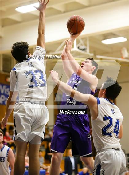 Thumbnail 3 in College Park @ Acalanes photogallery.