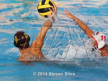 Thumbnail 2 in La Serna vs. Redlands East Valley (America's Finest City Tournament) photogallery.