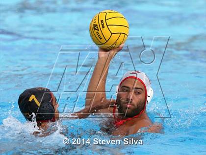 Thumbnail 2 in La Serna vs. Redlands East Valley (America's Finest City Tournament) photogallery.