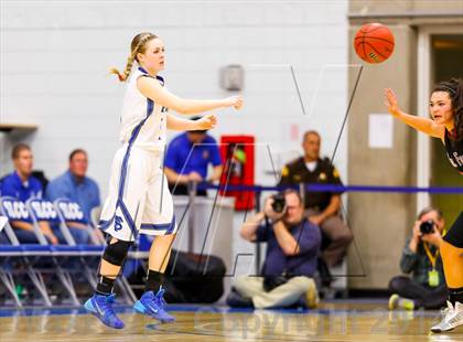 Thumbnail 1 in American Fork vs Fremont (UHSAA 5A Final) photogallery.