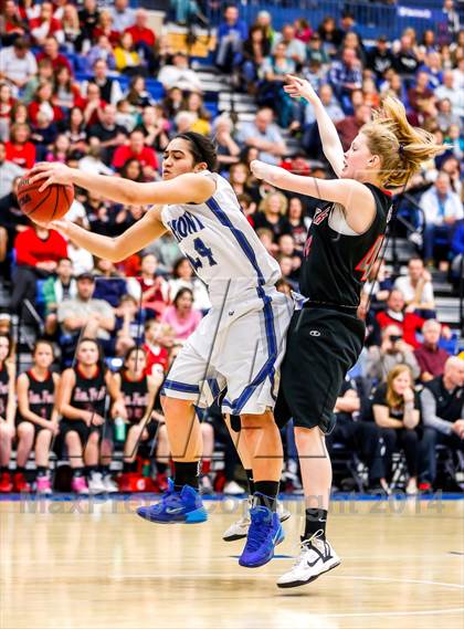 Thumbnail 1 in American Fork vs Fremont (UHSAA 5A Final) photogallery.