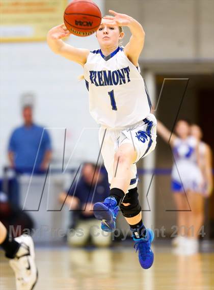 Thumbnail 1 in American Fork vs Fremont (UHSAA 5A Final) photogallery.