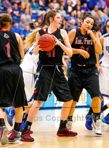 Thumbnail 3 in American Fork vs Fremont (UHSAA 5A Final) photogallery.