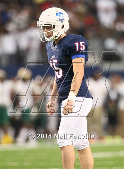 Thumbnail 3 in DeSoto vs. Allen (UIL 6A Division 1 Region 1 Area Playoff) photogallery.