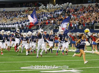 Thumbnail 3 in DeSoto vs. Allen (UIL 6A Division 1 Region 1 Area Playoff) photogallery.
