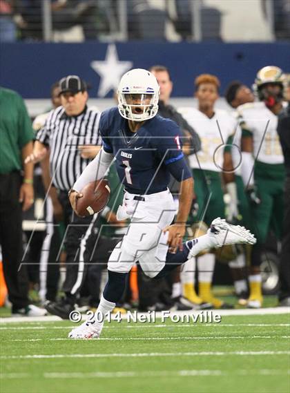 Thumbnail 2 in DeSoto vs. Allen (UIL 6A Division 1 Region 1 Area Playoff) photogallery.