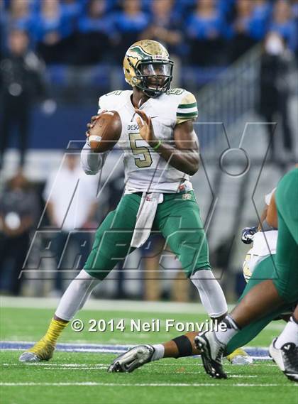 Thumbnail 3 in DeSoto vs. Allen (UIL 6A Division 1 Region 1 Area Playoff) photogallery.
