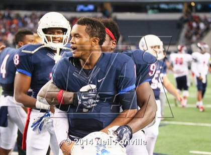 Thumbnail 1 in DeSoto vs. Allen (UIL 6A Division 1 Region 1 Area Playoff) photogallery.