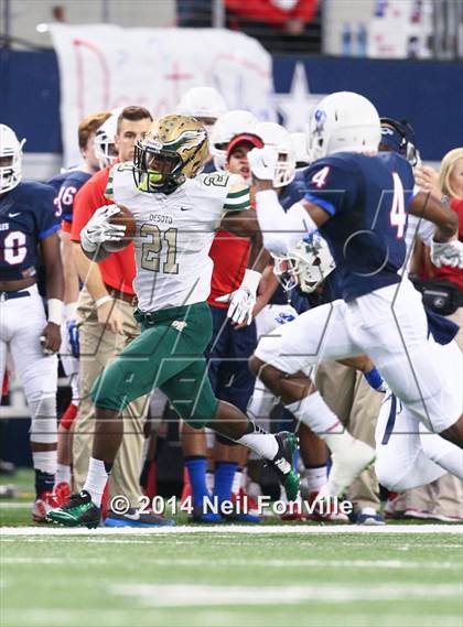 Thumbnail 3 in DeSoto vs. Allen (UIL 6A Division 1 Region 1 Area Playoff) photogallery.