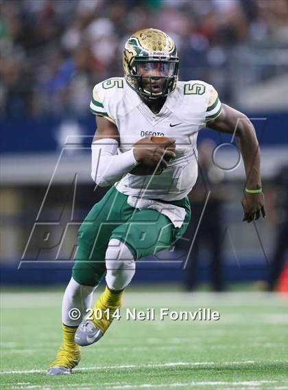 Thumbnail 1 in DeSoto vs. Allen (UIL 6A Division 1 Region 1 Area Playoff) photogallery.