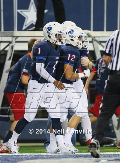 Thumbnail 1 in DeSoto vs. Allen (UIL 6A Division 1 Region 1 Area Playoff) photogallery.
