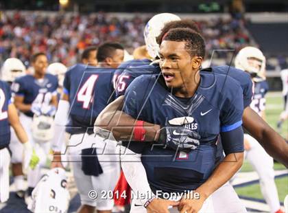 Thumbnail 3 in DeSoto vs. Allen (UIL 6A Division 1 Region 1 Area Playoff) photogallery.