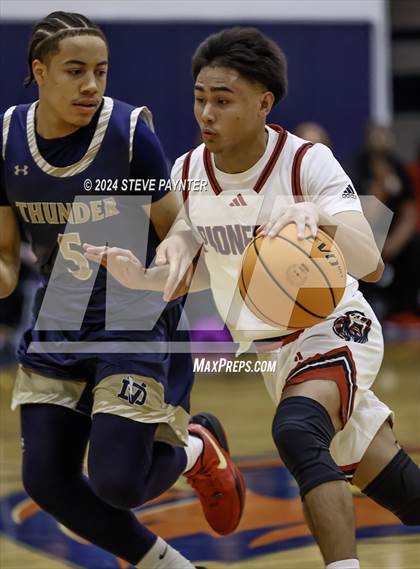 Thumbnail 2 in Artesia vs. Desert Vista photogallery.