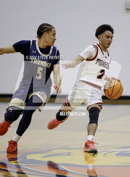 Thumbnail 3 in Artesia vs. Desert Vista photogallery.