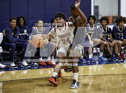 Thumbnail 2 in Artesia vs. Desert Vista photogallery.