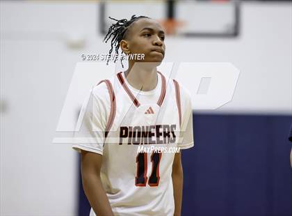 Thumbnail 2 in Artesia vs. Desert Vista photogallery.