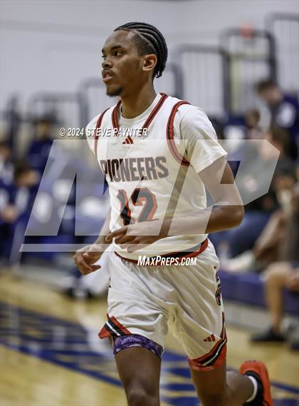 Thumbnail 1 in Artesia vs. Desert Vista photogallery.
