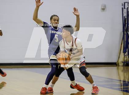 Thumbnail 1 in Artesia vs. Desert Vista photogallery.
