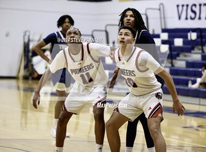 Thumbnail 3 in Artesia vs. Desert Vista photogallery.