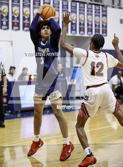Thumbnail 2 in Artesia vs. Desert Vista photogallery.