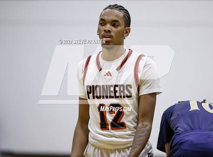 Thumbnail 1 in Artesia vs. Desert Vista photogallery.