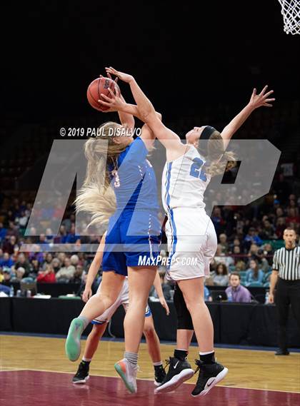 Thumbnail 3 in Highlands Ranch vs. Cherry Creek (CHSAA 5A Final Four) photogallery.