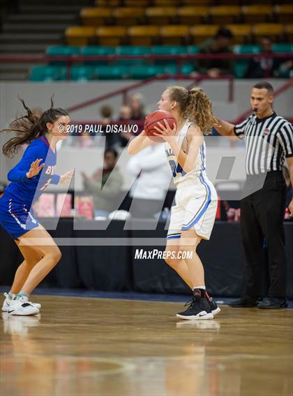 Thumbnail 3 in Highlands Ranch vs. Cherry Creek (CHSAA 5A Final Four) photogallery.