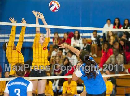 Thumbnail 2 in Taft @ El Camino Real photogallery.