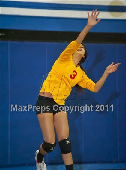 Thumbnail 2 in Taft @ El Camino Real photogallery.