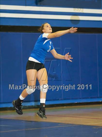 Thumbnail 2 in Taft @ El Camino Real photogallery.
