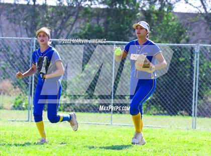 Thumbnail 2 in Agoura vs. Simi Valley photogallery.