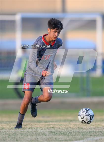 Thumbnail 3 in Brandeis vs Lee photogallery.