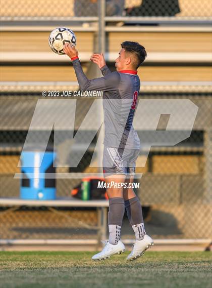 Thumbnail 2 in Brandeis vs Lee photogallery.