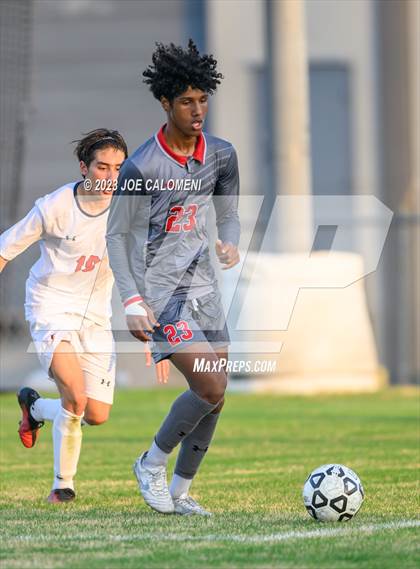 Thumbnail 3 in Brandeis vs Lee photogallery.