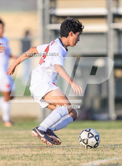 Thumbnail 3 in Brandeis vs Lee photogallery.