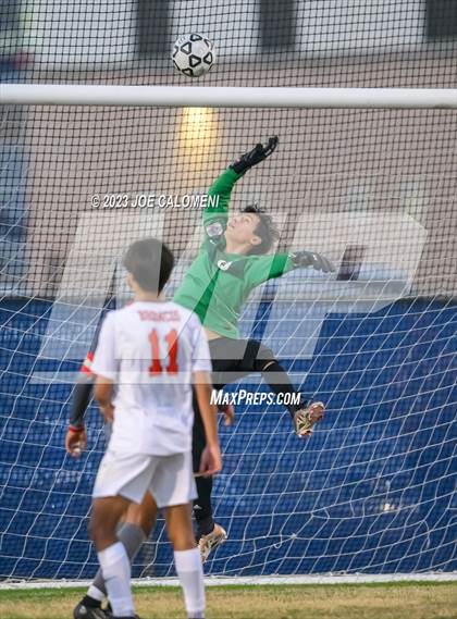 Thumbnail 2 in Brandeis vs Lee photogallery.