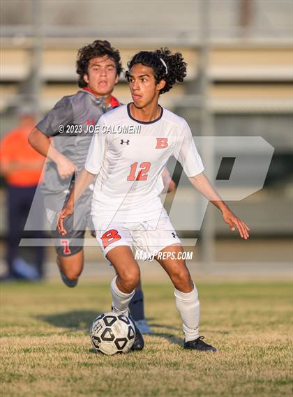 Thumbnail 2 in Brandeis vs Lee photogallery.