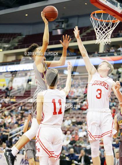 Thumbnail 3 in Our Lady of Lourdes Regional vs. Kennedy Catholic (PIAA A Championship) photogallery.