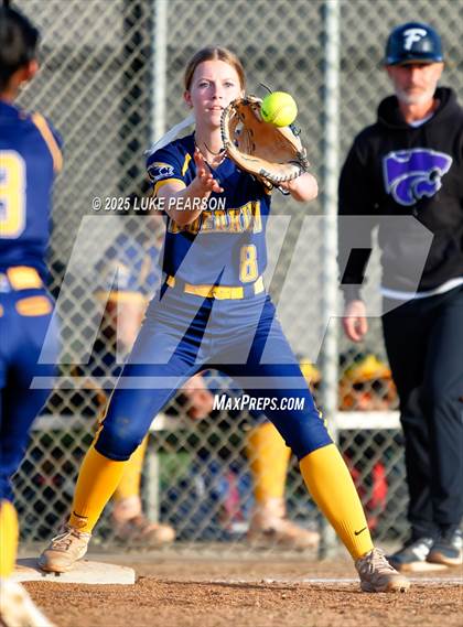 Thumbnail 3 in Inderkum @ Franklin photogallery.