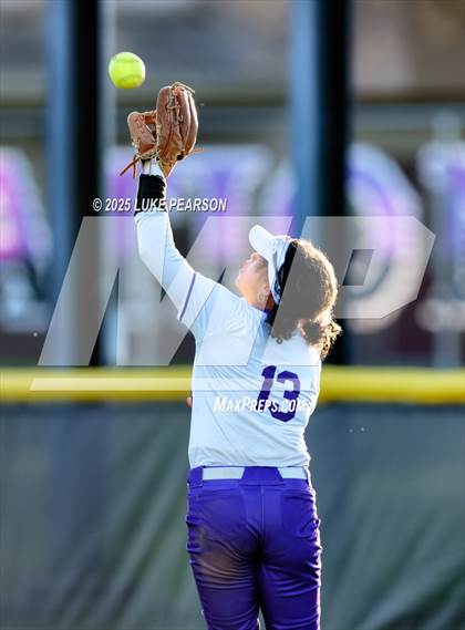 Thumbnail 3 in Inderkum @ Franklin photogallery.