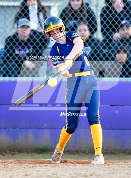 Thumbnail 1 in Inderkum @ Franklin photogallery.